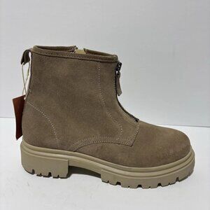 Cruza Women’s Chunky Lug Platform Boots, Size 8 M